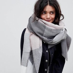 Oversized Cute Scarf